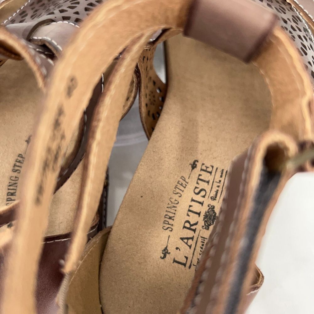 L'Artiste SpringStep Women's Dezra Sandal Size 40 10 Flat Brown Gladiator Shoes - Picture 14 of 15